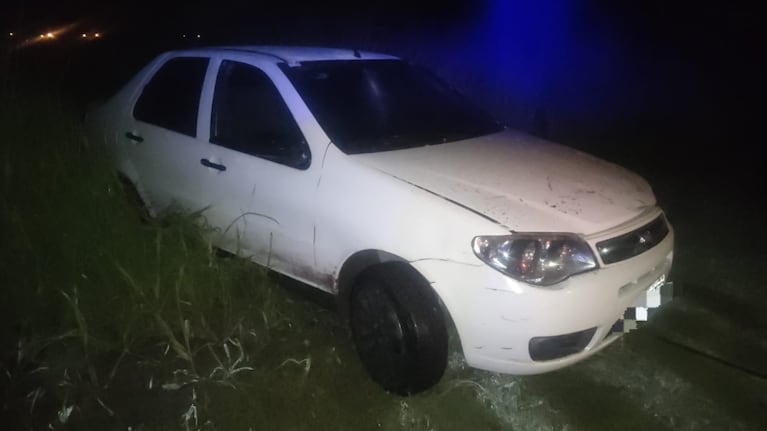 Impactante robo a un chofer de app de viajes: lo emboscaron entre varios y todo fue filmado