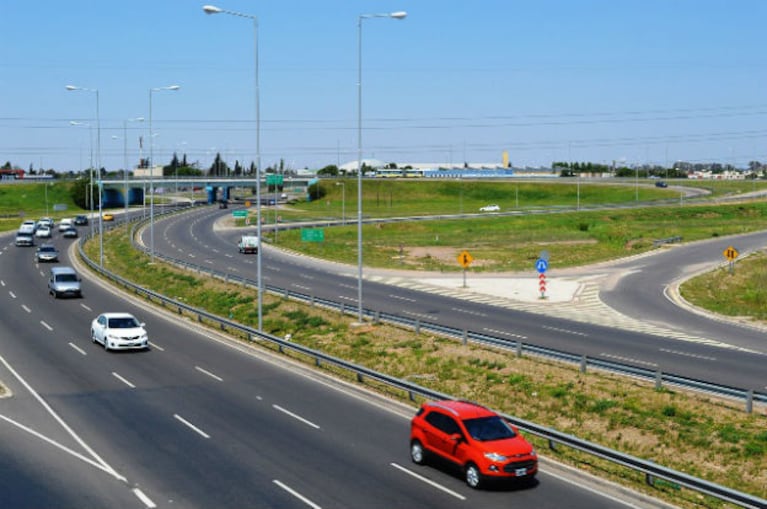 Impulsan reforma en la Ley de Tránsito de Córdoba: el cambio clave para las luces diurnas