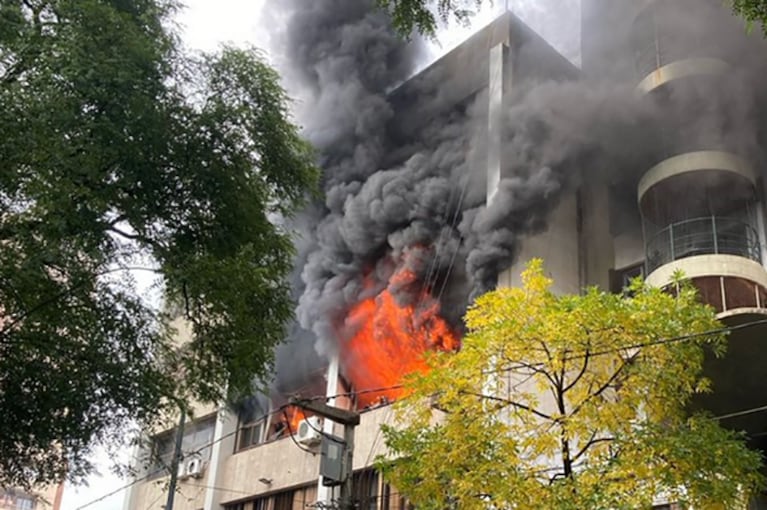 Imputaron a los encargados de mantenimiento de Apross por el incendio en la sede central