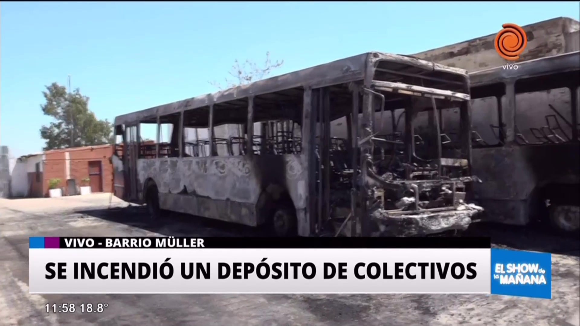 Incendio en depósito de colectivos en Barrio Müller