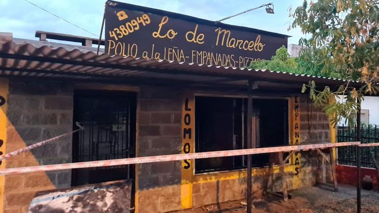 Incendio en una pizzería: el fuego destruyó el local y el dueño terminó internado