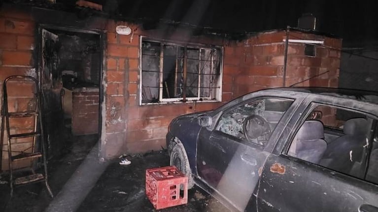 Incendió la casa de su novia por celos