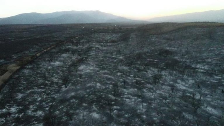 Incendios en Córdoba: el fuego avanza y no pueden detenerlo