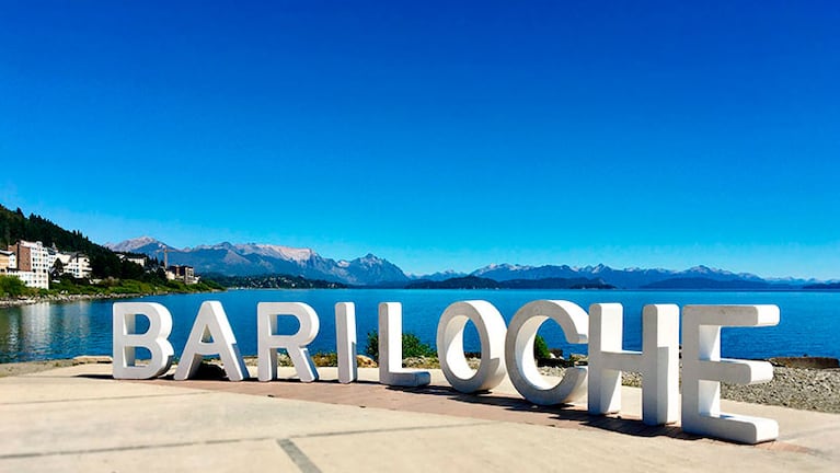 Incertidumbre por contagios en viajes de egresados en Bariloche.