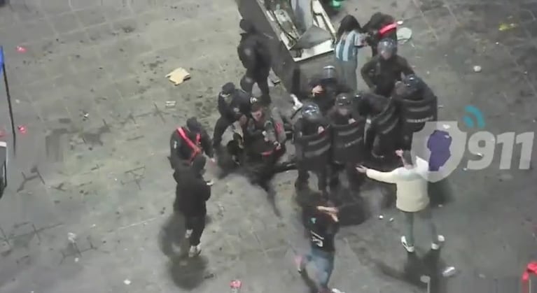 Incidentes en el Patio Olmos tras los festejos de Argentina.