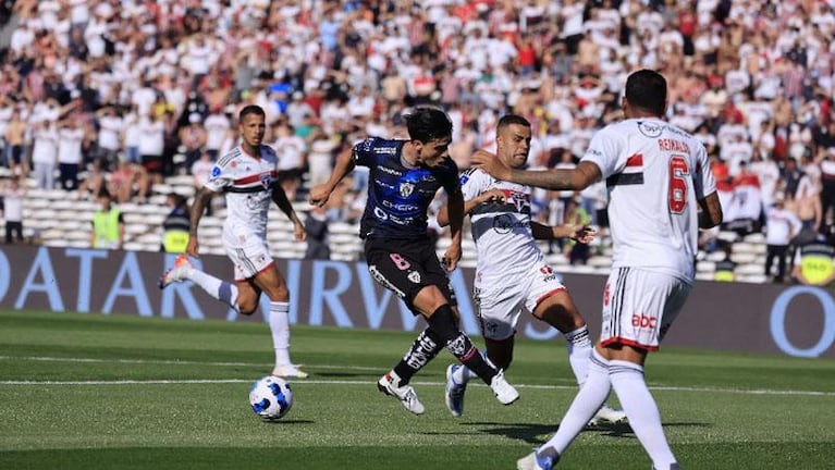 Independiente del Valle se coronó campeón de la Sudamericana 2022 en Córdoba, bajo las órdenes de Anselmi.