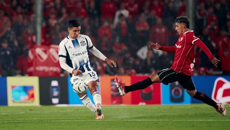 Independiente-Talleres en un duelo en Avellaneda.