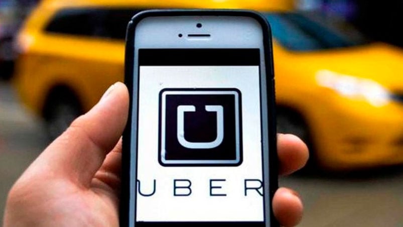 Insólito: un taxista usaba Uber en Córdoba.