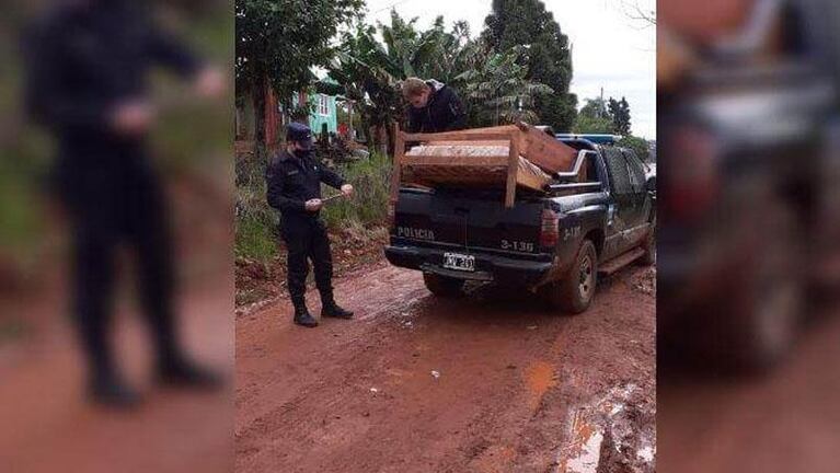 Insólito: varados regresaron a su casa de Misiones y encontraron solo los cimientos