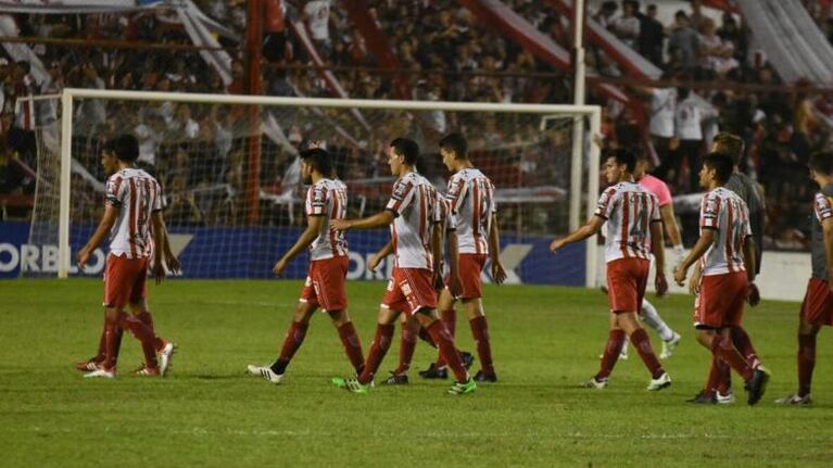 Instituto dejó pasar una excelente chance para prenderse más arriba. Foto de archivo / ElDoce.tv.