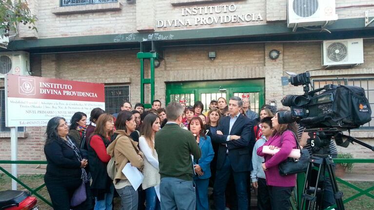 Instituto Divina Providencia de barrio Urca no otorgará más títulos con validez nacional. (Foto: Nestor Ghino / El Doce)