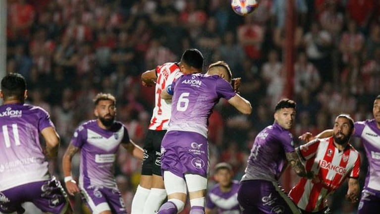 Instituto jugó para Belgrano: empató 0-0 contra Villa Dálmine en Alta Córdoba
