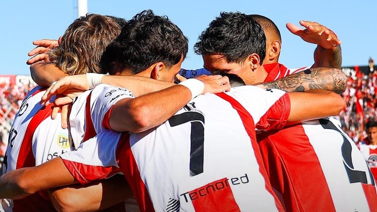 Instituto le ganó 3-0 a Riestra. (Foto: prensa Instituto)