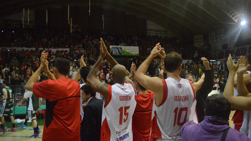 Instituto logró la primera victoria de la temporada ante Atenas. Foto: Lucio Casalla / ElDoce.tv.