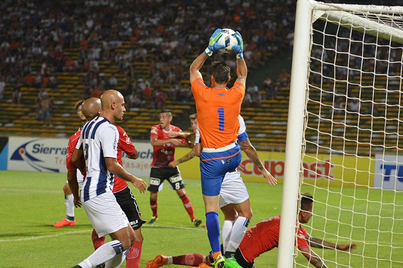 Instituto se quedó con el clásico ante Talleres. Foto: Lucio Casalla / ElDoce.tv