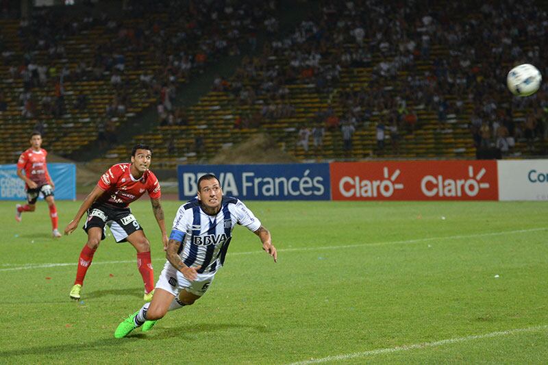 Instituto se quedó con el clásico ante Talleres. Foto: Lucio Casalla / ElDoce.tv