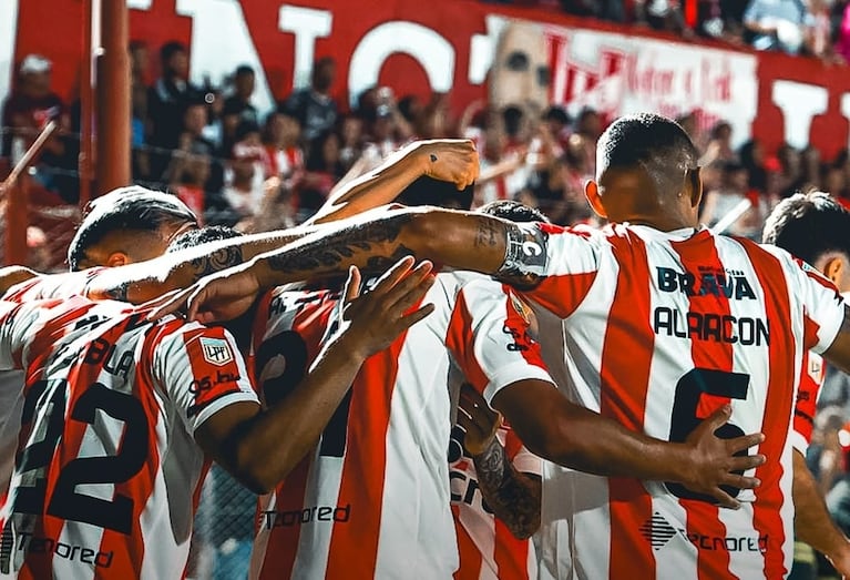 Instituto venció 2 a 0 a San Lorenzo en el Monumental de Alta Córdoba.