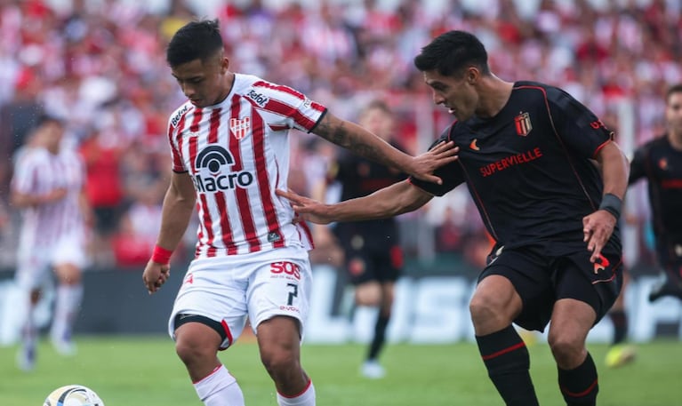 Instituto viene de perder con Estudiantes.