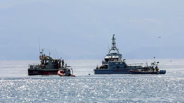 Intensa búsqueda frente a las costas de Sicilia, al sur de Italia.