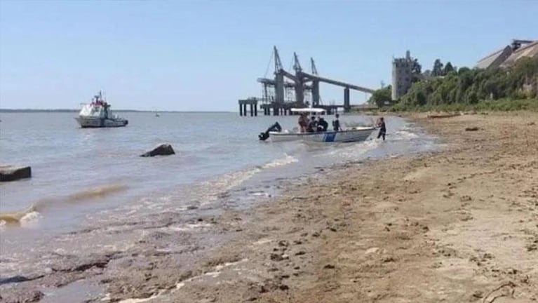 Intentó salvar a su amigo que se ahogaba en el río Paraná pero los dos murieron