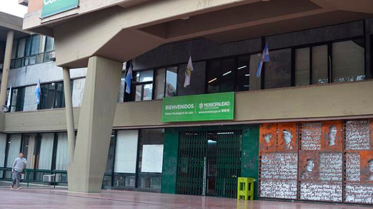 Investiga el incendio el fiscal a cargo, Rubén Caro.