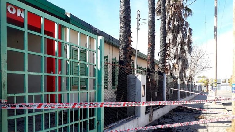 IPEM nº175 de Villa Azalais: prendieron fuego y sospechan de alumnos