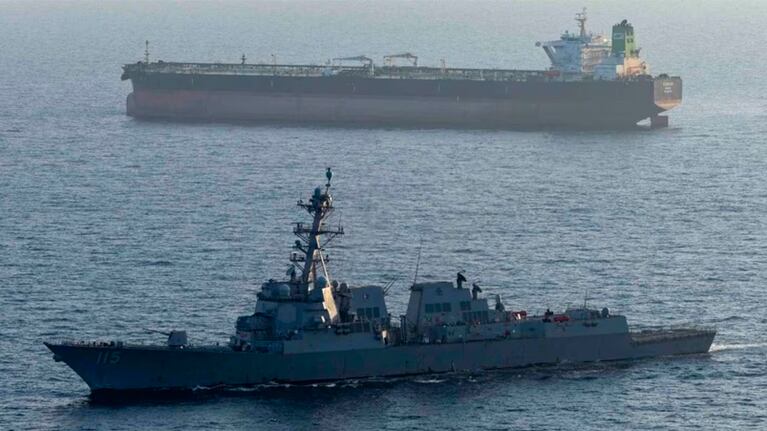 Irán aseguró que atacó 85 objetivos estadounidenses en el Golfo Pérsico tras los bombardeos ordenados por Washington. (Foto: EFE - CENTCOM).