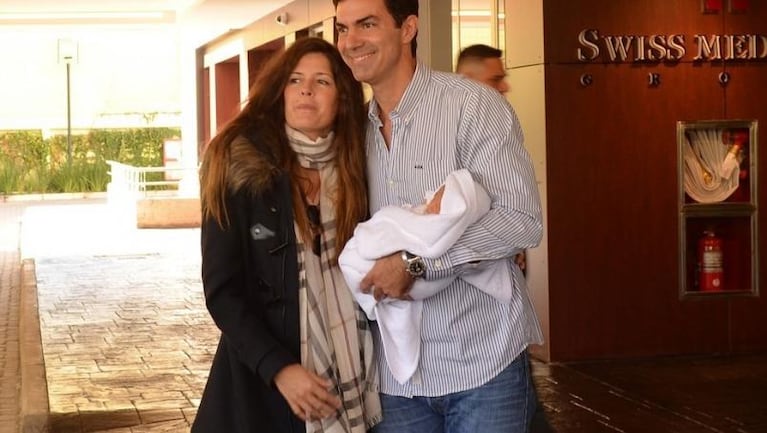 Isabel Macedo y Juan Manuel Urtubey presentaron a su hija