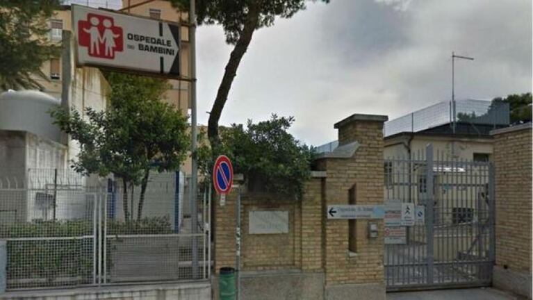 Italia: acusan a los padres por la muerte de un niño