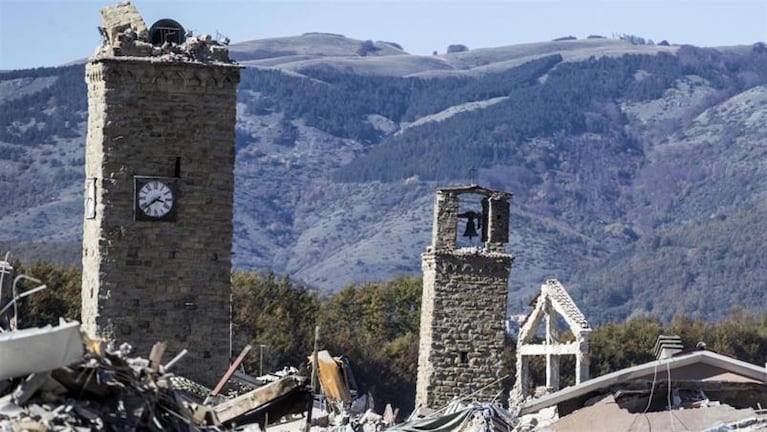 Italia sufrió el temblor más fuerte en 36 años
