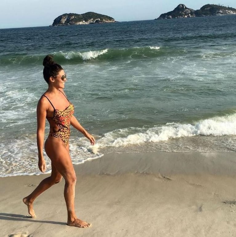 Ivana Nadal, relax y curvas en Río de Janeiro