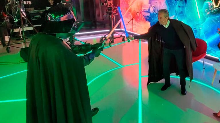 Jairo mostró en Seguimos su pasión por Star Wars.