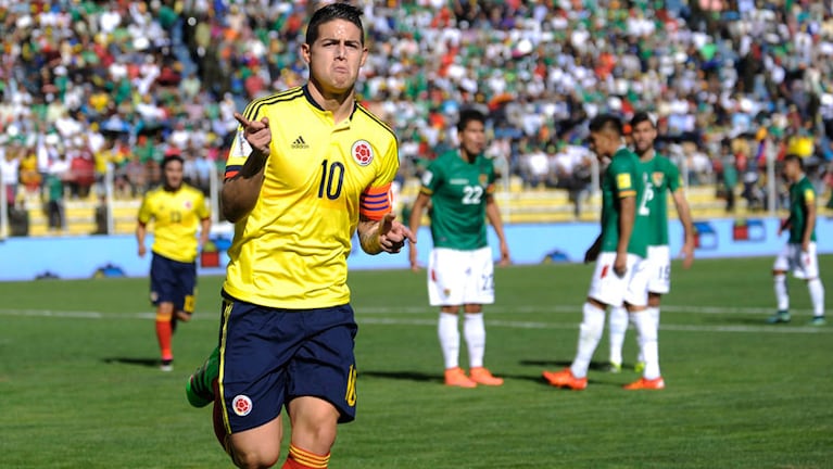 James Rodríguez festeja su gol en Bolivia. Foto: AFP