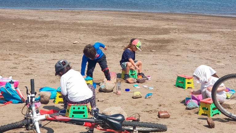 Jardín sobre ruedas en Carlos Paz: una maestra se reinventó tras siete meses sin actividad