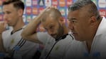 Javier Mascherano, Lucas Biglia y Claudio "Chiqui" Tapia, en conferencia.