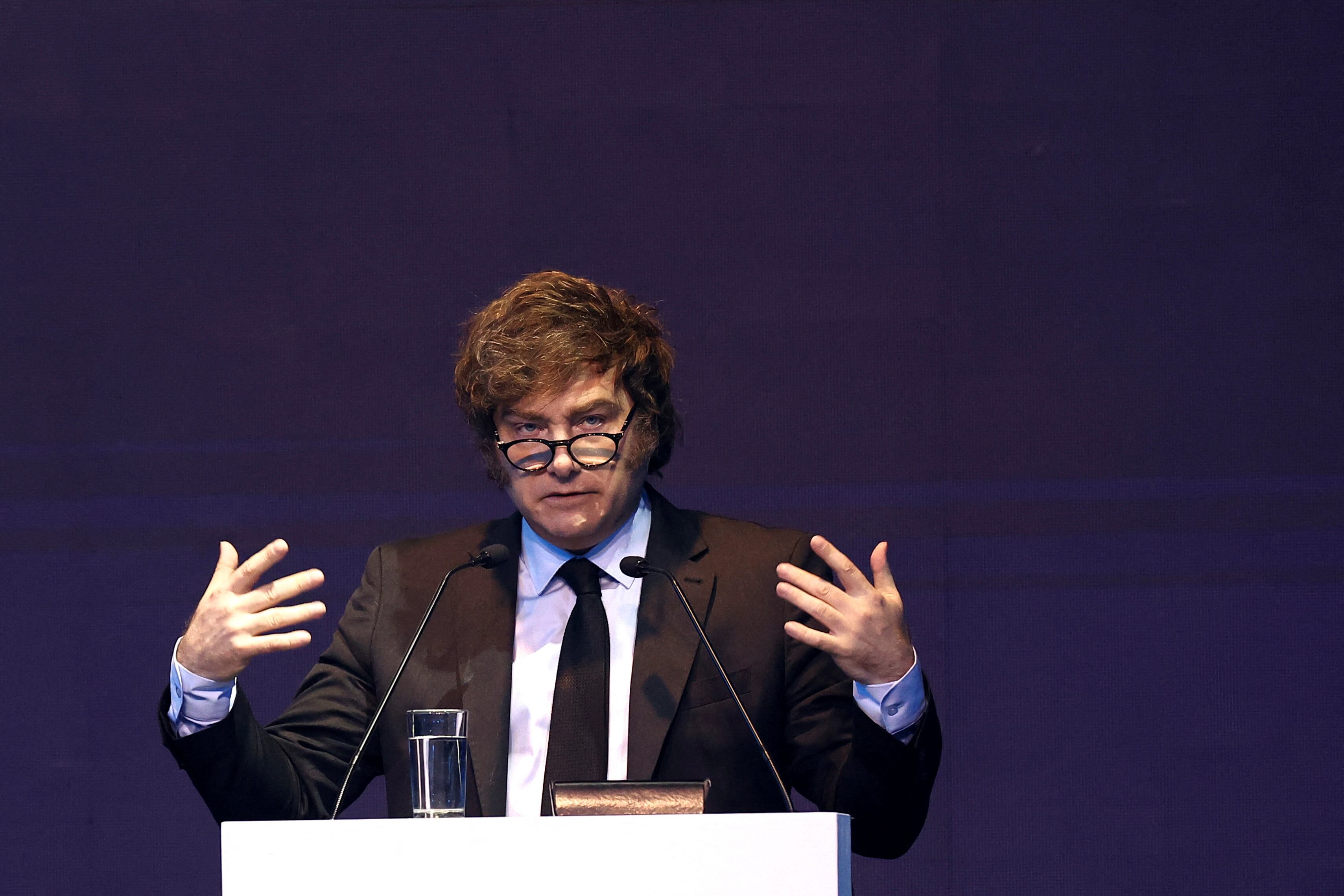 Javier Milei durante la exposición ante el Congreso de IAEF en Buenos Aires.