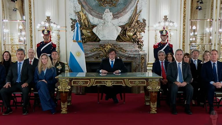 Javier Milei en cadena nacional sobre la causa Malvinas.