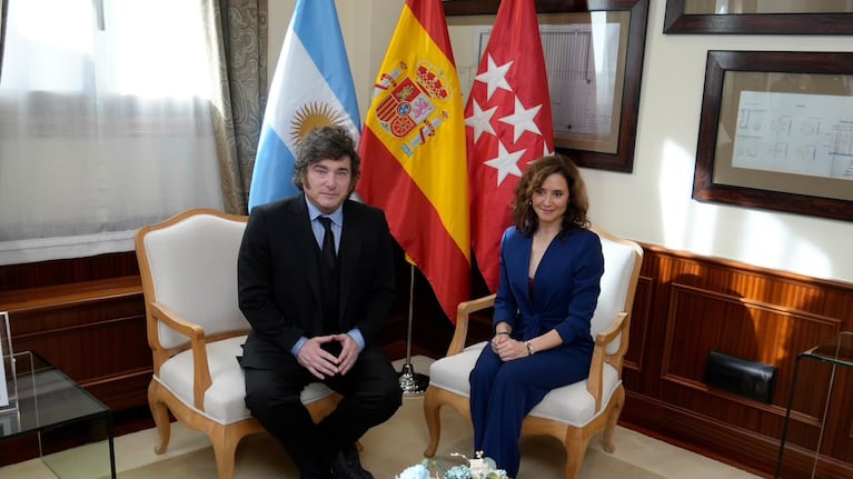 Javier Milei junto a la presidenta de la Comunidad de Madrid, Isabel Díaz Ayuso.