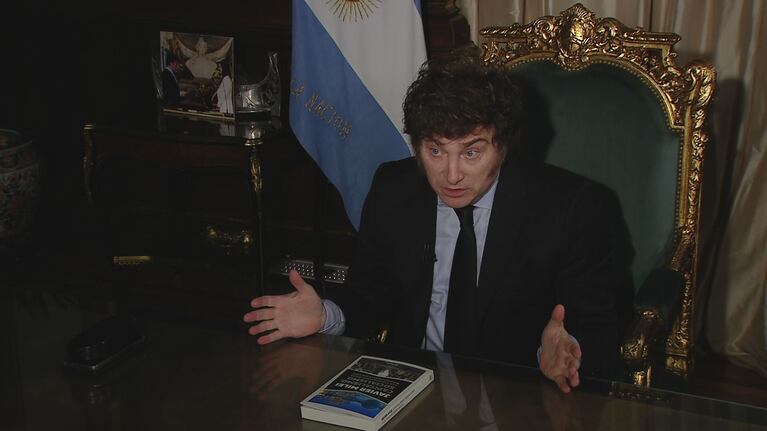Javier Milei se refirió a los cruces con el presidente español.