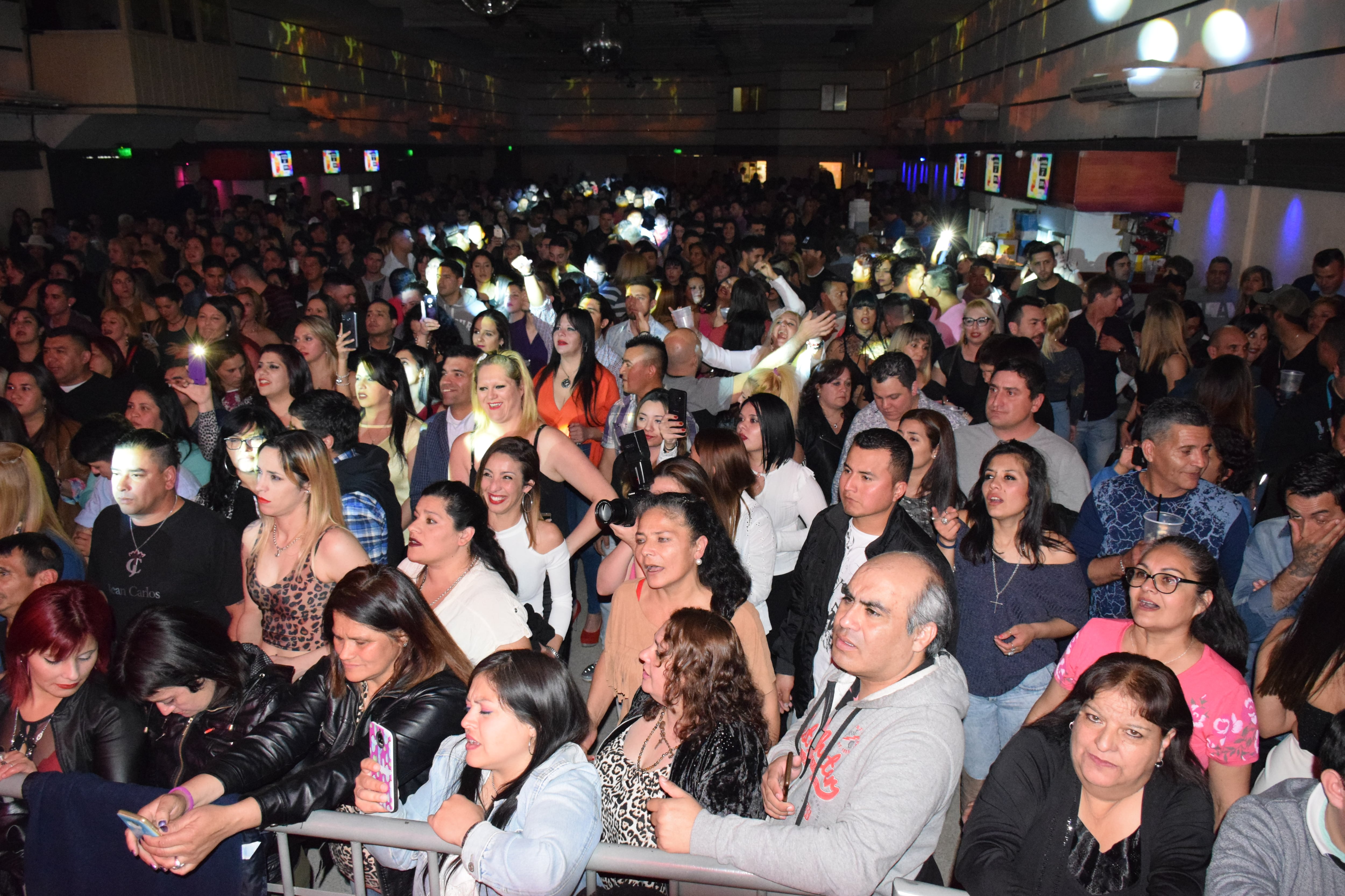 Jean Carlos hizo bailar a todos en la Sala del Rey. / Foto: Fido Cuestas ElDoce.tv