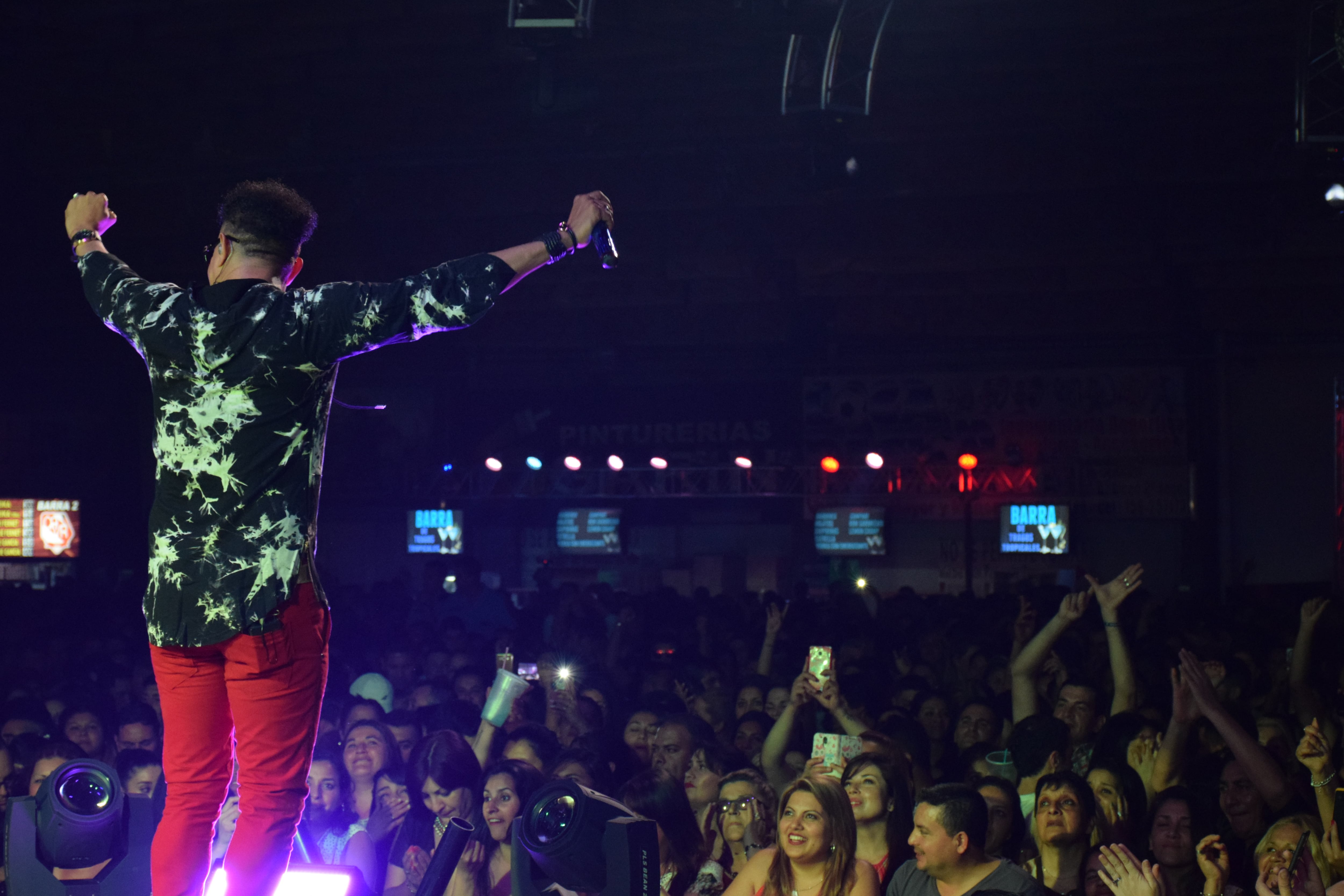 Jean Carlos presentó su baile del recuerdo / Fotos: Maxi López, Cuarteteando.com