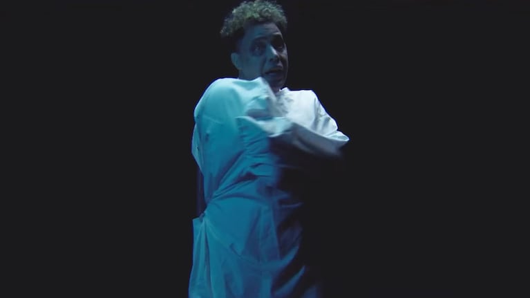 Jean Carlosn un "Loco" en su nueva canción.
