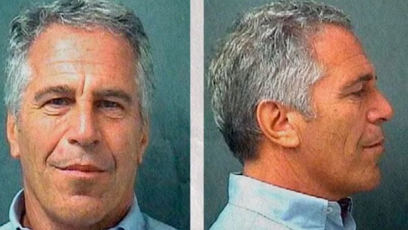 Jeffrey Epstein se suicidó en prisión en 2019.