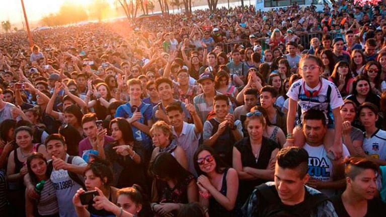 Jimena Barón y Damián Córdoba en la Fiesta de la Primavera de Carlos Paz