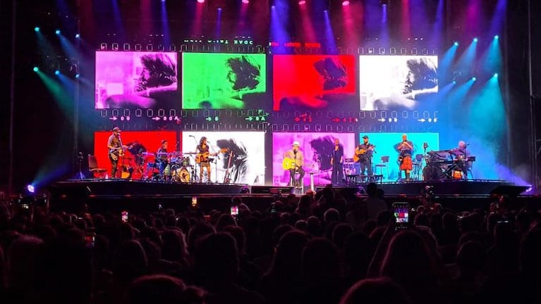 Joaquín Sabina hizo cantar y emocionar a una multitud en el Kempes