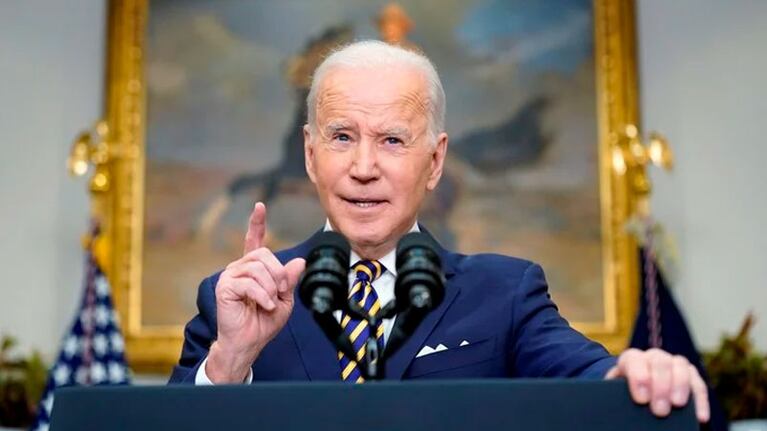 Joe Biden anunció la prohibición de importar petróleo desde Rusia. (Foto AP)