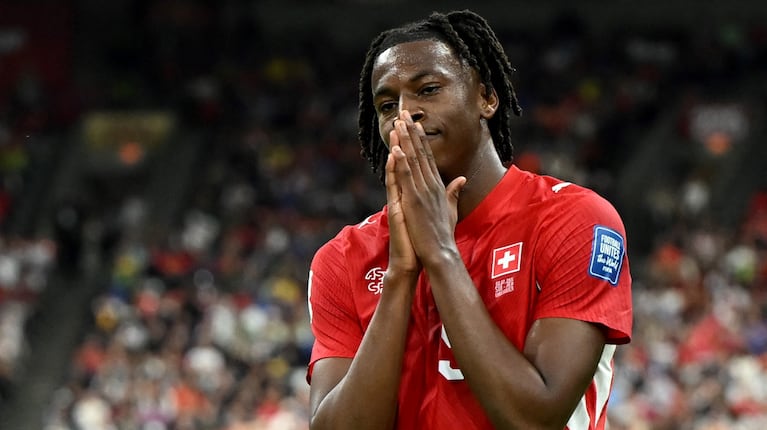 Johan Manzambi no jugará ante Argentina (Foto: Reuters)