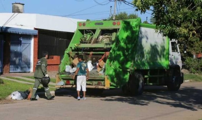 Jorge Capitanich salió a limpiar las calles