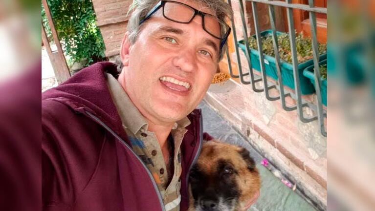 Jorge Cuadrado y su perra Katy.