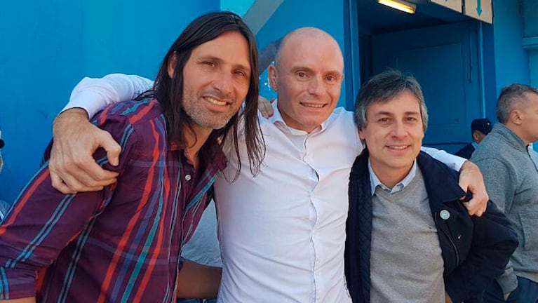 Jorge Franceschi junto al nuevo vice Sergio Vilella y Juan Carlos Olave. 